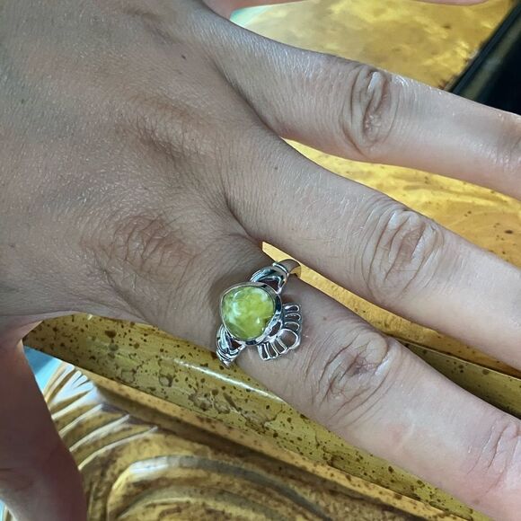 Natural Connemara Marble Sterling Silver Claddagh Ring Size 9 - Picture 4 of 9